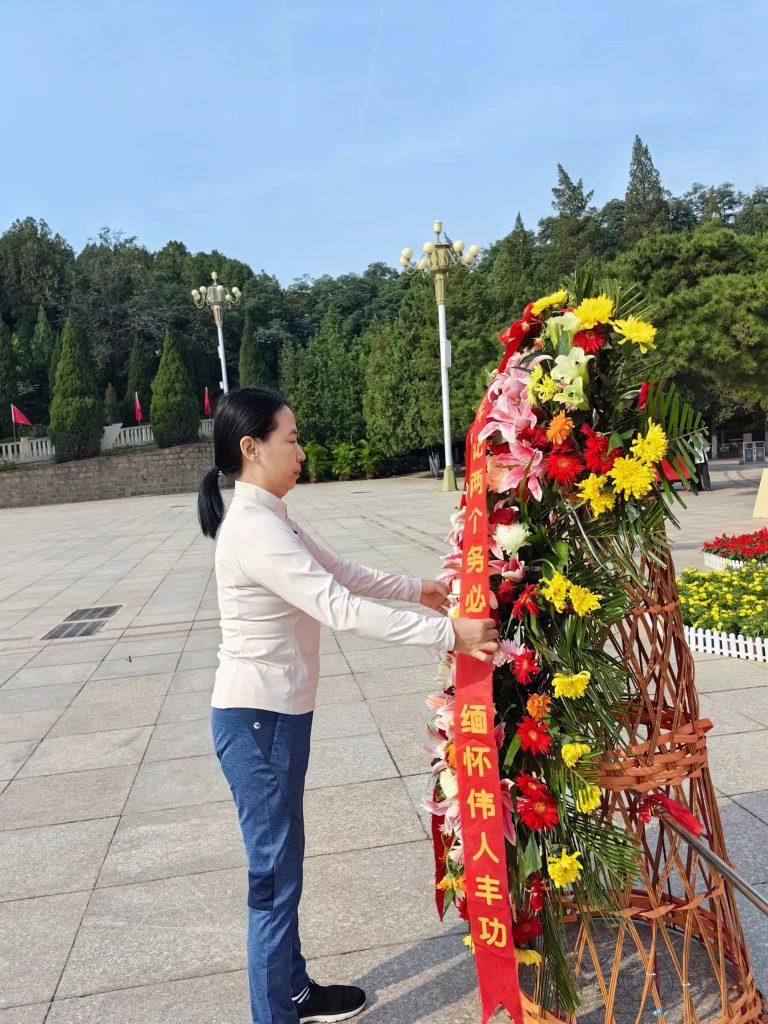 感悟历史的使命与召唤 让信仰的光芒力透时代“追寻白求恩足迹 传承白求恩精神”—青年医师西柏坡行